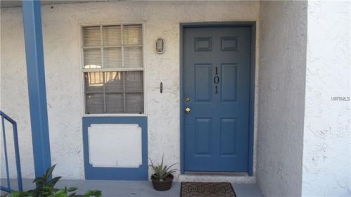 5009 Bordeaux Village Pl, Tampa, FL 33617-3037