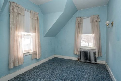 50 Caswell St, Taunton MA 02718-1120 exterior