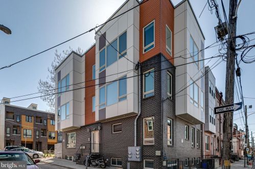 1225 28th St, Philadelphia PA 19146-3726 exterior