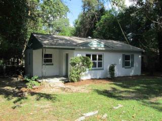 3926 Roswell Dr, Tallahassee, FL 32310-4938