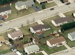 106 Lion Dr, Hanover, PA 17331-3820