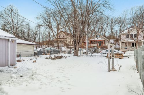 675 Desoto St, Saint Paul MN 55117-1164 exterior