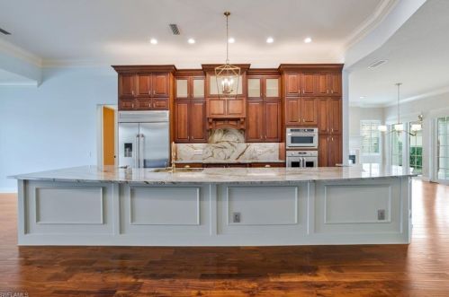 2885 Hatteras Way, Naples FL 34119-7525 exterior