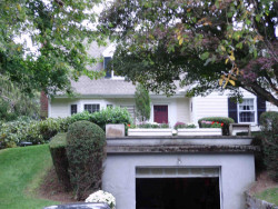 696 Quinobequin Rd, Newton, MA 02468-2117
