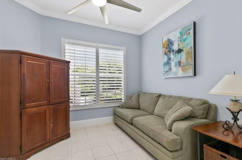 1806 Leamington Ln, Naples FL 34109-1453 exterior