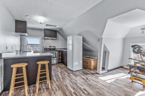 738 Fry St, Saint Paul MN 55104-1121 exterior