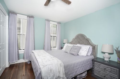 832 Elmwood St, Kalamazoo MI 49007-3236 exterior