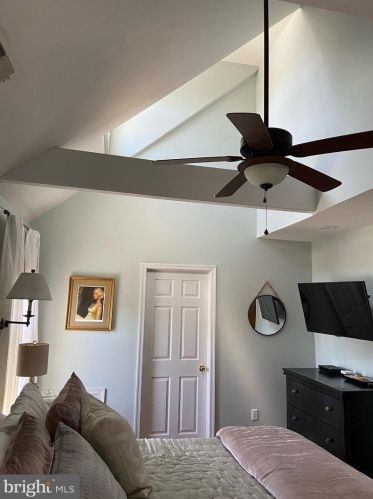 151 Linwood Ave, Ardmore PA 19003-2706 exterior