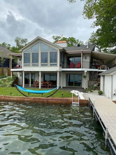 10985 Long Point Dr, Plainwell MI  49080-9262 exterior