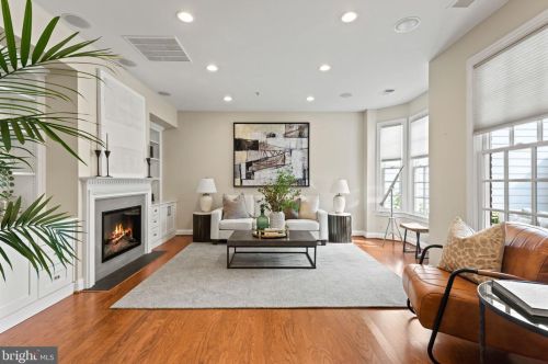 1207 Wilkes St, Alexandria, VA 22314-5907