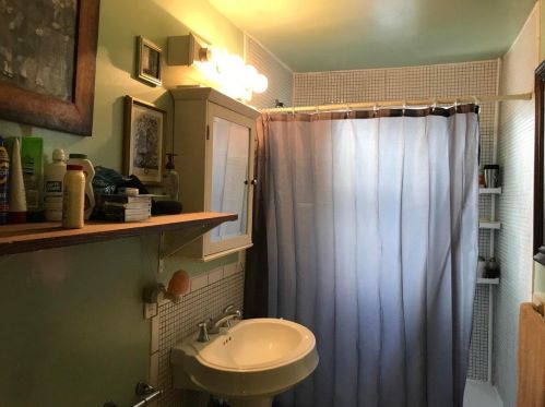 1846 Warren Ave, Milwaukee WI  53202-1639 exterior