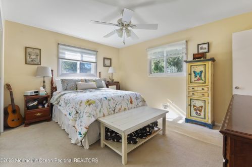 13 Lloyd Ave, West Long Branch NJ 07764-1130 exterior