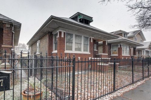 4911 Deming Pl, Chicago, IL 60639-2520