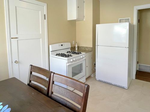 2852 53, Milwaukee WI 53210-1613 exterior