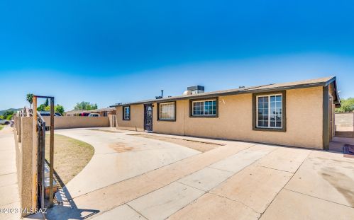 6310 Dorado Cir, Tucson, AZ 85746-6316