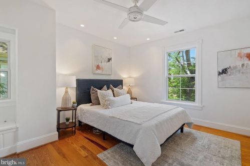 1847 47 Pl, Washington DC 20007-1910 exterior