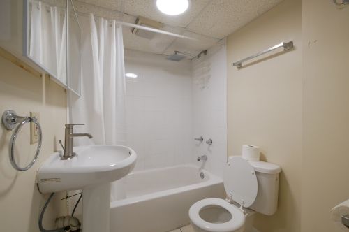 3221 Grn St, Chicago IL 60643-4604 exterior