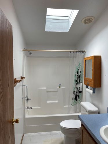 1367 John Ross Dr, Kalamazoo MI 49009-8307 exterior