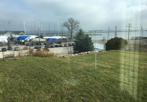 2730 Shore Dr, Milwaukee WI  53207-2324 exterior