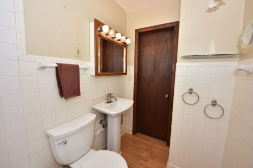 3770 73 St, Milwaukee WI 53216-1926 exterior