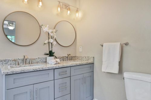 401 Floriland Ave, Tampa FL  33612-7809 exterior