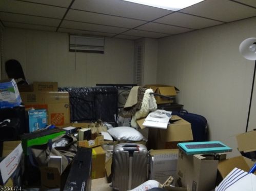 104 Schuyler Dr, Edison NJ  08817-3560 exterior