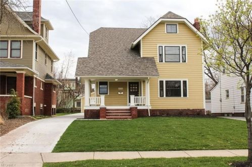 11116 Ashbury Ave, Cleveland OH  44106-1312 exterior