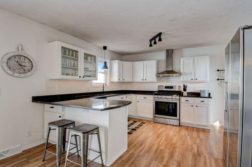 3050 Brg St, Milwaukee WI 53221-4748 exterior