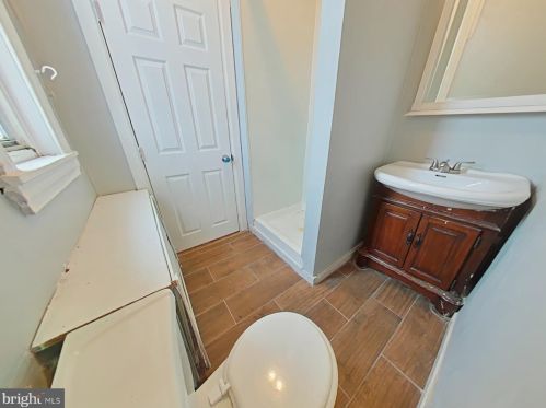 1422 Diamond St, Philadelphia PA 19122-1721 exterior