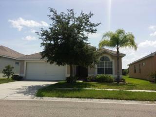 4645 Rolling Green Dr, Zephyrhills, FL 33543-6897