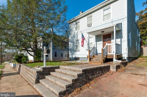 64 Route 156, Trenton NJ  08620-2708 exterior