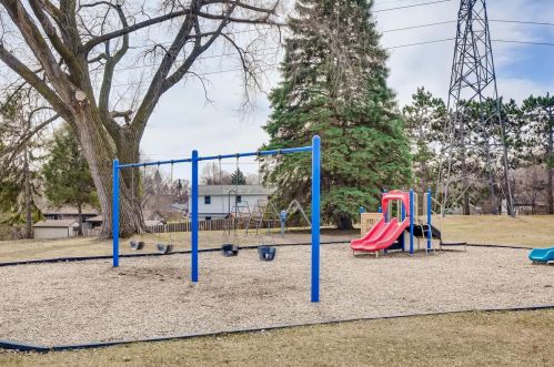 1441 Brk Ave, Saint Paul MN 55109-2012 exterior