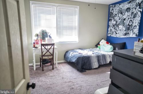 8617 Jackson St, Philadelphia PA  19136-2107 exterior