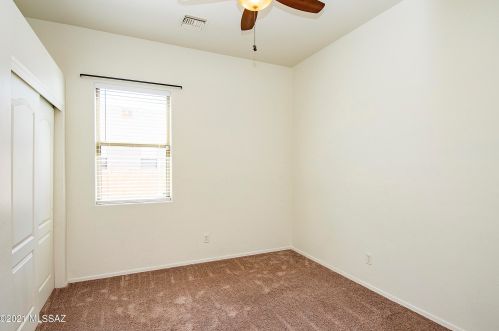 7972 Hawk Eagle Ct, Tucson AZ  85757-1643 exterior