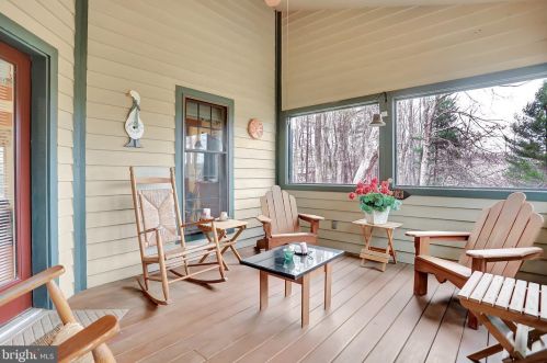 3 Wooded Ridge Rd, Swanton MD 21561-2334 exterior