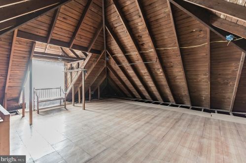 161 27 St, Camden NJ 08105-3927 exterior