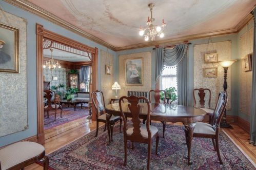 626 4th St, Stillwater MN 55082-4827 exterior