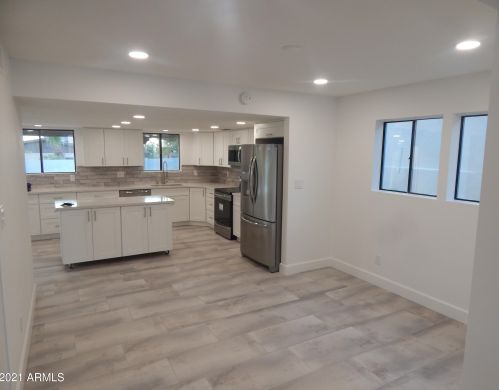 15202 10th St, Phoenix AZ  85022-3738 exterior