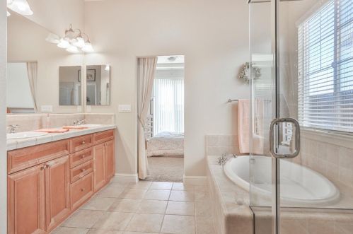 797 Hildebrand Cir, Folsom CA 95630-6309 exterior