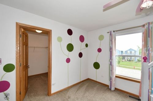 1011 Butterfield Cir, Joliet IL 60404-8148 exterior