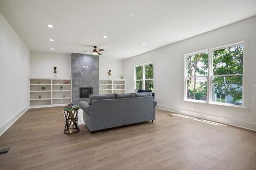 1557 Foote St, Atlanta GA 30307-2817 exterior