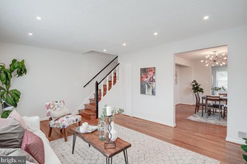 11902 Valleywood Dr, Silver Spring MD 20902-2235 exterior