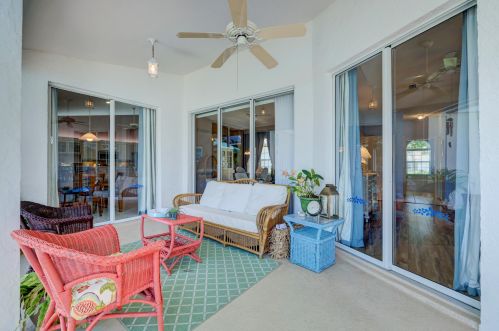 2885 Eagle Dr, Fort Pierce FL 34951-2374 exterior