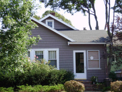 154 Waltham St, Newton, MA 02465-1333