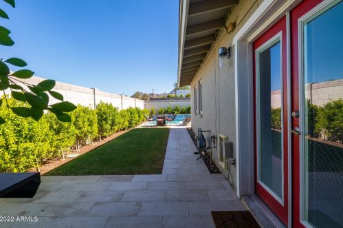 7747 13th St, Phoenix AZ  85020-4224 exterior