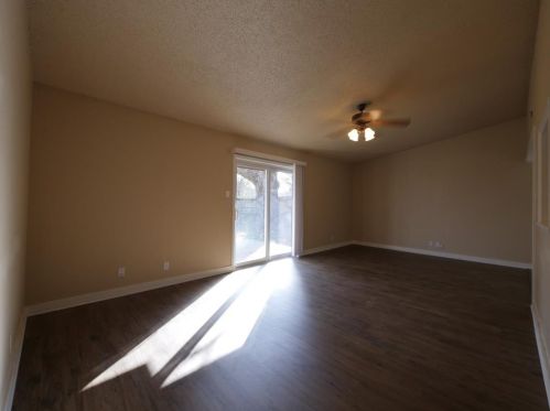 2702 Shawn Dr, Denison TX  75020-5622 exterior