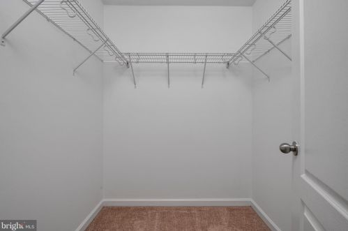 7403 Macon Dr, Glen Burnie MD 21060-8387 exterior