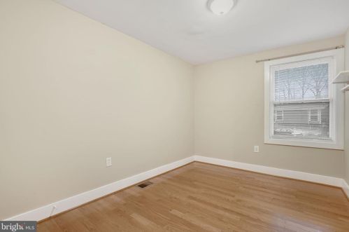 2811 Joseph Makell Ct, Alexandria VA 22306-2840 exterior