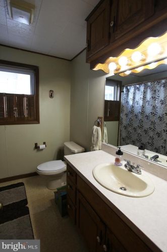 11208 Raystown Rd, Huntingdon PA 16652-7434 exterior