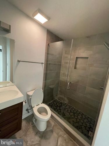 924 15 St, Philadelphia PA 19146-2141 exterior